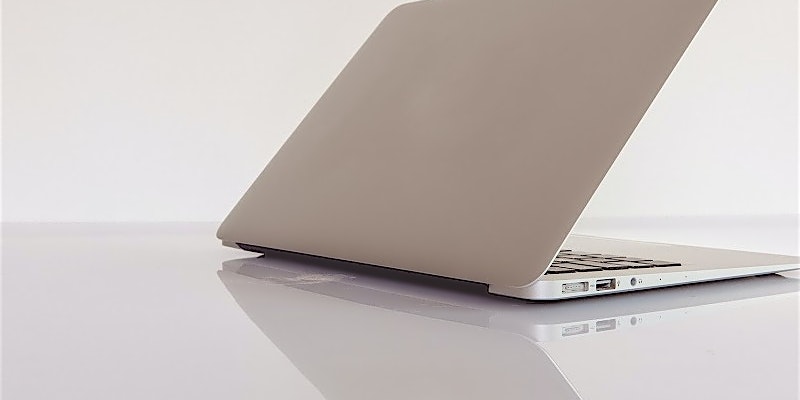Laptop