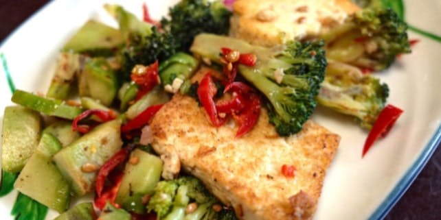 Tofu gehört zum bekanntesten Fleischersatz
