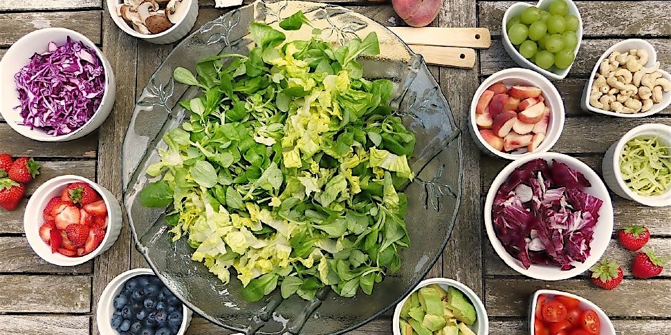 Salatmischung für leichte Sommergerichte Salatmischung für leichte Sommergerichte