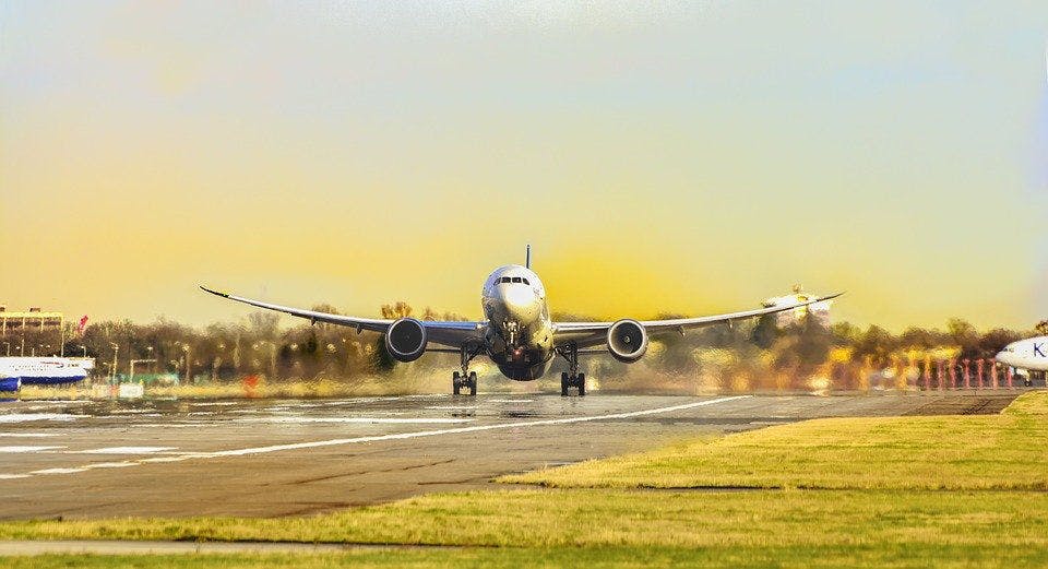Lufthansa günstig fliegen Lufthansa Passagierflugzeug