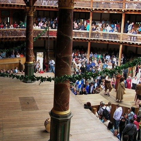 Shakespeare und Kultur mit dem London Pass erleben Bühne des Globe Theaters