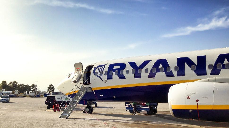 Mit Ryanair geht's garantiert günstig in den Urlaub.