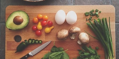 HelloFresh Kochboxen Gemüse schneiden